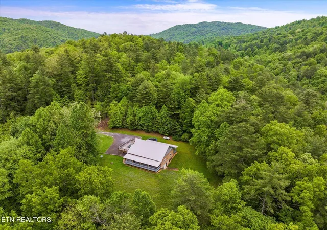 2nd image of 4620 Teague Branch Rd, Hartford, TN 37753 | MLS# 3250354