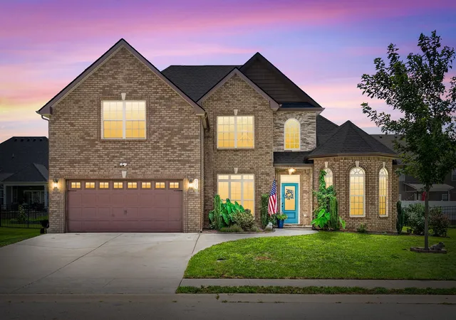 Photo 3 of Single family home for sale at 525 Bowden Dr, Clarksville, TN 37043 | MLS# 3255061 | Listing updated on 2026-09-21