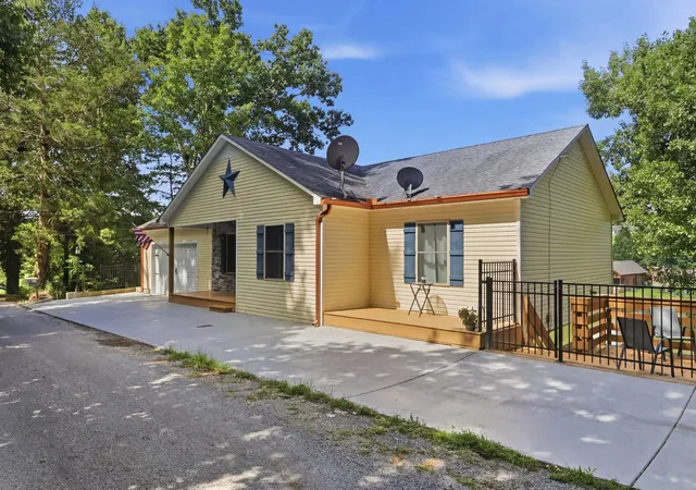 3rd image of 540 Clear Creek Cir, Pulaski, TN 38478 | MLS# 3245611