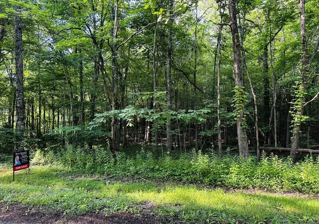 Photo 1 of Land for sale at 104 Knollwood Ln, Crossville, TN 38558 | MLS# 3253525 | Listing updated on 2026-06-30