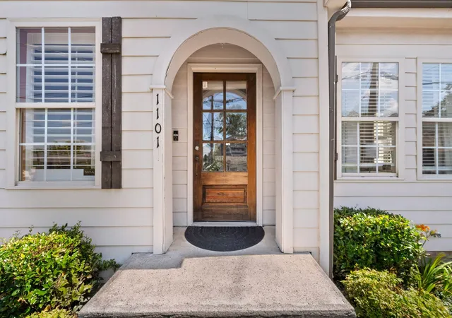 Photo 3 of Single family home for sale at 1101 Seymour Ave, Nashville, TN 37206 | MLS# 3245569 | Listing updated on 2026-09-17