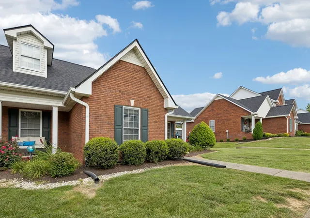 Homes for sale in Pleasant View, TN | 177 Bailey Ln, Pleasant View, TN 37146