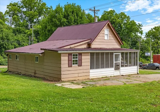 Homes for sale in Niota, TN | 110 Elm Street, Niota, TN 37826 | MLS# 3245655