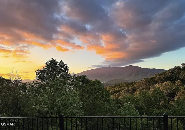 46th image of 917 Wood Smoke Way, Gatlinburg, TN 37738 | MLS# 3299570