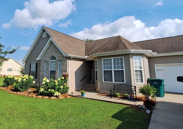 Homes for sale in Winchester, TN | 131 Charlotte Dr, Winchester, TN 37398 | MLS# 3251006