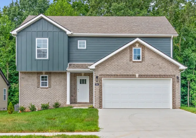 Photo 1 of Single family home for sale at 594 Willow Park Dr, Clarksville, TN 37043 | MLS# 3252093 | Listing updated on 2026-08-20