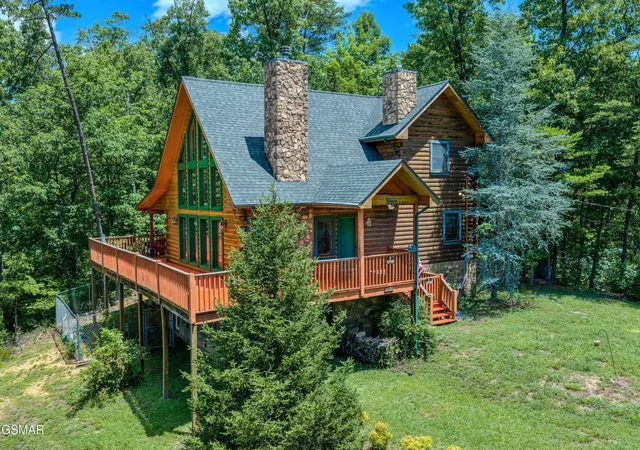 2nd image of 1525 Mountain Trail Lane, Sevierville, TN 37876 | MLS# 3282578