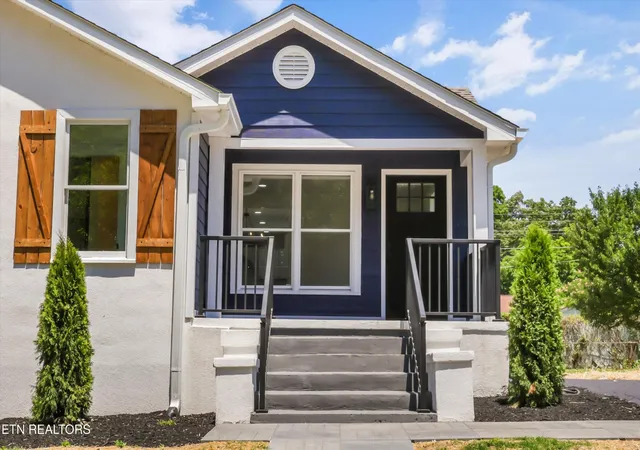 3rd image of 3352 Bellevue St, Knoxville, TN 37917 | MLS# 3245693