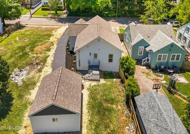 Homes for sale in Knoxville, TN | 3352 Bellevue St, Knoxville, TN 37917 | MLS# 3245693