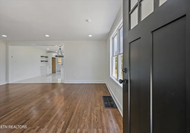 5th image of 3352 Bellevue St, Knoxville, TN 37917 | MLS# 3245693