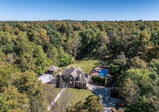 Photo 1 of Single family home for sale at 1194 Spann Rd, Charlotte, TN 37036 | MLS# 3245821 | Listing updated on 2026-08-19