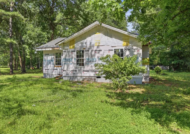 Homes for sale in Clarksville, TN | 157 Malkowski Rd, Clarksville, TN 37043 | MLS# 3245717