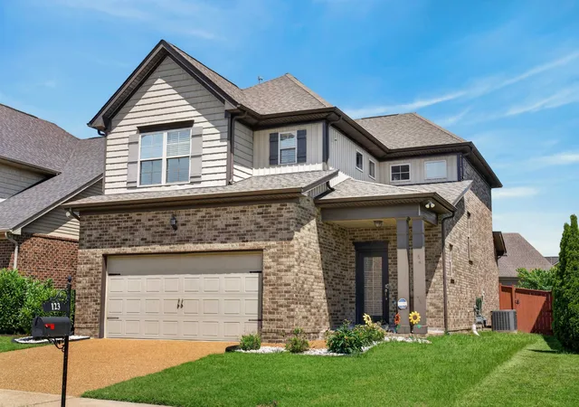 2nd image of 123 Annapolis Bend Cir, Hendersonville, TN 37075 | MLS# 3245888