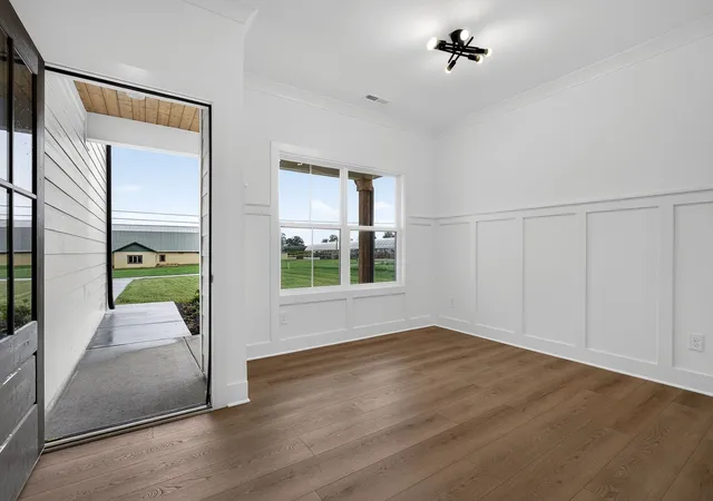Photo 3 of Single family home for sale at 241 Cripps Ln, Smithville, TN 37166 | MLS# 3245900 | Listing updated on 2026-09-07