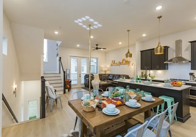 2nd image of 1737 Pecan St #1, Nashville, TN 37208 | MLS# 3510555