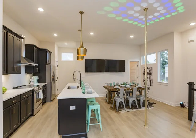 3rd image of 1737 Pecan St #1, Nashville, TN 37208 | MLS# 3510555