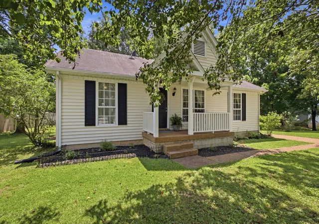 3rd image of 712 Windsor Trace, Goodlettsville, TN 37072 | MLS# 3245836