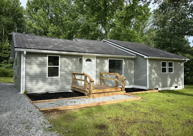 Homes for sale in Camden, TN | 161 Post Oak Ave, Camden, TN 38320 | MLS# 3245810