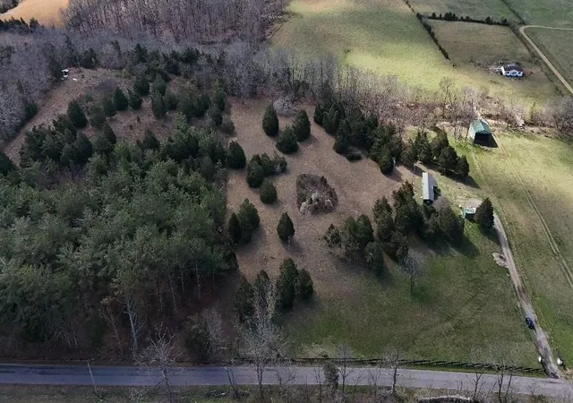 3rd image of 1334 Herschal Lyles, Westmoreland, TN 37186 | MLS# 3245819