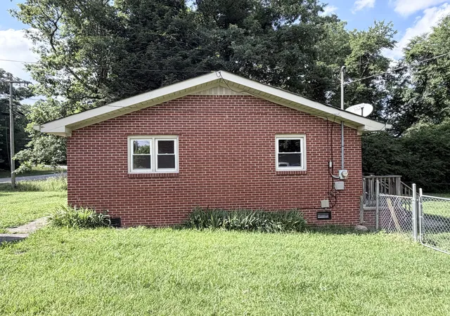 Homes for sale in Tracy City, TN | 2886 Pigeon Springs Rd, Tracy City, TN 37387 | MLS# 3246244
