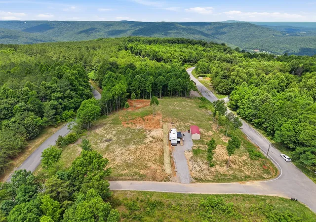 Photo 3 of Manufactured home for sale at 1311 Hillis Cemetery Rd, Spencer, TN 38585 | MLS# 3245892 | Listing updated on 2026-10-02