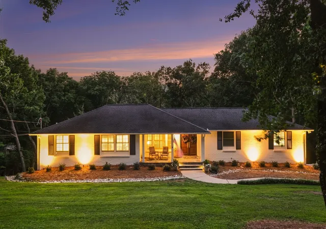 Homes for sale in Nashville, TN | 4629 Shys Hill Rd, Nashville, TN 37215 | MLS# 3245905