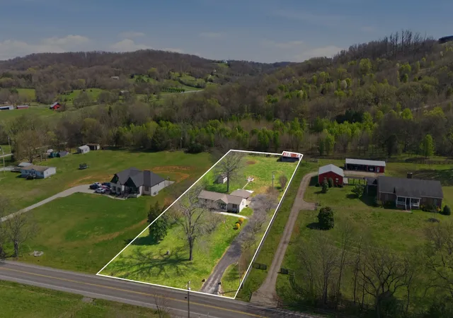 4th image of 4203 Pulaski Hwy, Culleoka, TN 38451 | MLS# 3245911
