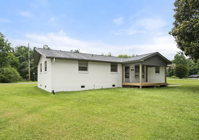 Homes for sale in Burns, TN | 1156 Chestnut Dr, Burns, TN 37029 | MLS# 3246122