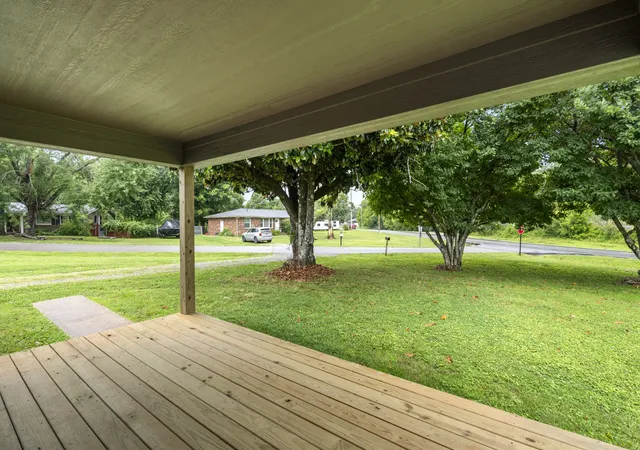 Homes for sale in Burns, TN | 1156 Chestnut Dr, Burns, TN 37029 | MLS# 3246122