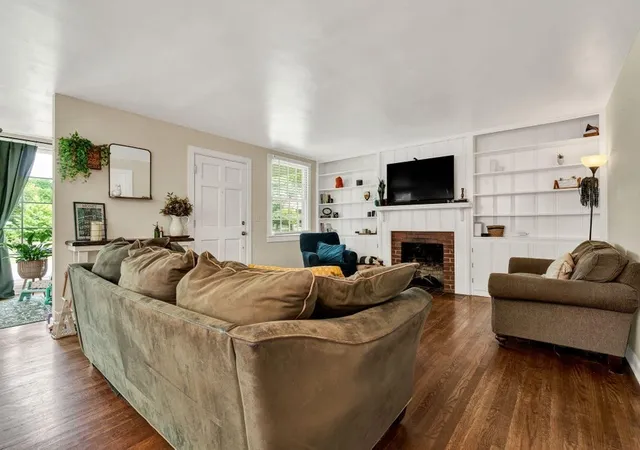3rd image of 1123 Washington Ave, Etowah, TN 37331 | MLS# 3246014