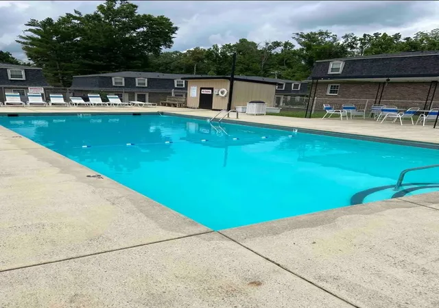 4th image of 1010 Country Club Rd #K4, Cookeville, TN 38501 | MLS# 3250690