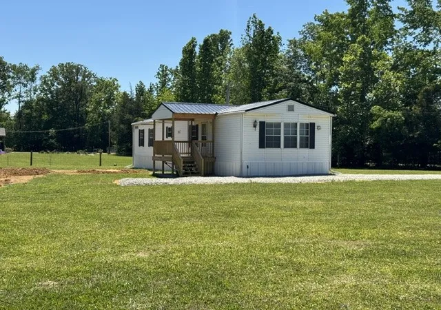 Homes for sale in Linden, TN | 479 Horseshoe Bend Rd, Linden, TN 37096 | MLS# 3246089