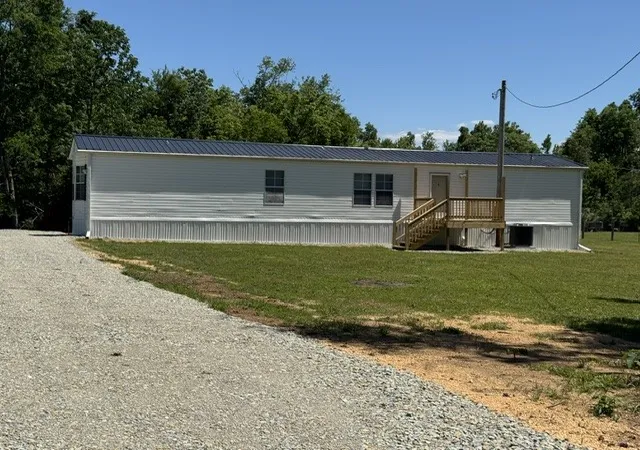 Homes for sale in Linden, TN | 479 Horseshoe Bend Rd, Linden, TN 37096 | MLS# 3246089