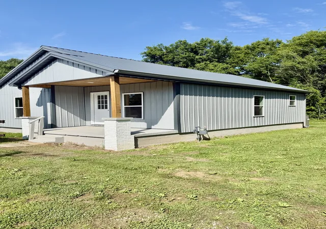 Homes for sale in Leoma, TN | 2465 Hwy 43 S, Leoma, TN 38468 | MLS# 3246072