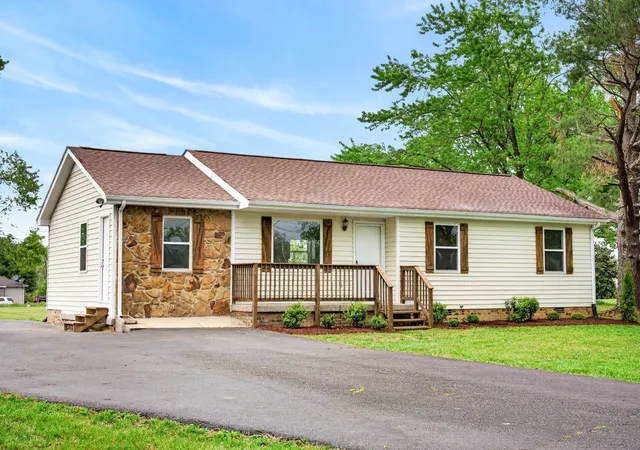 2nd image of 1440 Old Hwy 52, Lafayette, TN 37083 | MLS# 3246138