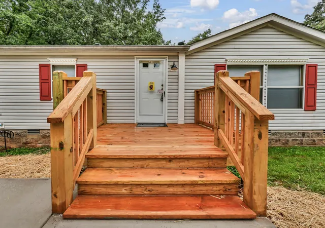 4th image of 1252 West Rd, Clarksville, TN 37040 | MLS# 3246311