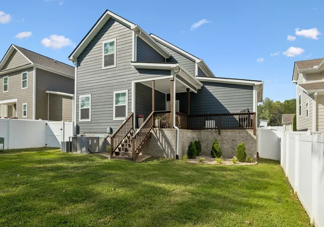 3rd image of 1004 Sycamore Rdg E, Burns, TN 37029 | MLS# 3247860