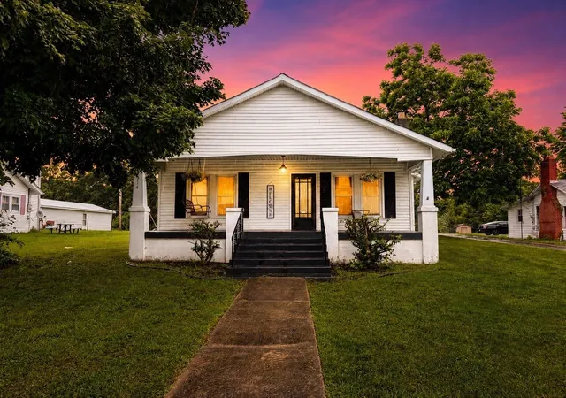 Photo 2 of Single family home for sale at 4514 Highway 49 W, Vanleer, TN 37181 | MLS# 3246162 | Listing updated on 2026-09-15