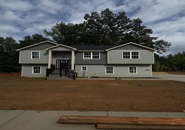 1st image of 321 Tisha Ct, Clarksville, TN 37042 | MLS# 3247621