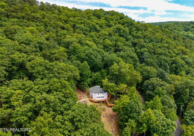 3rd image of 4839 Butterfly Gap Rd, Maryville, TN 37803 | MLS# 3322505