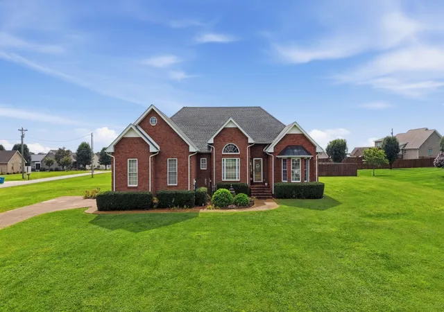 Homes for sale in Manchester, TN | 31 Richland Hills Dr, Manchester, TN 37355 | MLS# 3246362