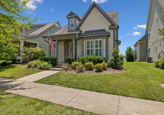 Photo 2 of Single family home for sale at 2816 Americus Dr, Thompsons Station, TN 37179 | MLS# 3246432 | Listing updated on 2026-09-13