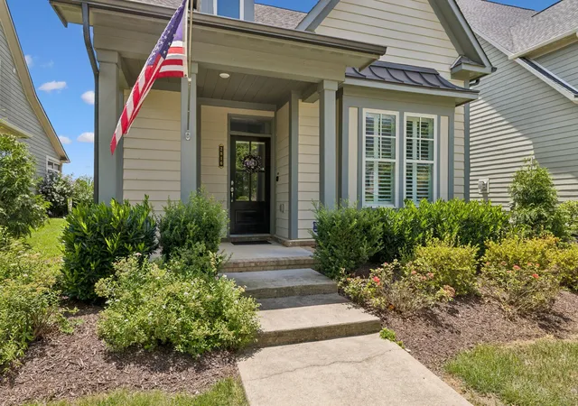 Photo 3 of Single family home for sale at 2816 Americus Dr, Thompsons Station, TN 37179 | MLS# 3246432 | Listing updated on 2026-09-13