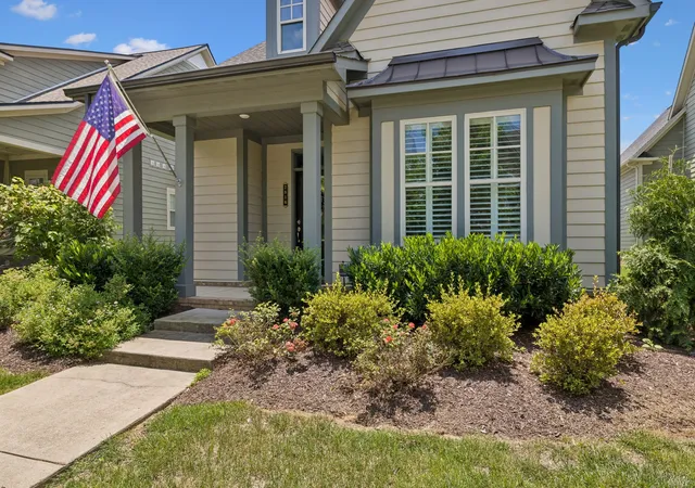 Photo 4 of Single family home for sale at 2816 Americus Dr, Thompsons Station, TN 37179 | MLS# 3246432 | Listing updated on 2026-09-13