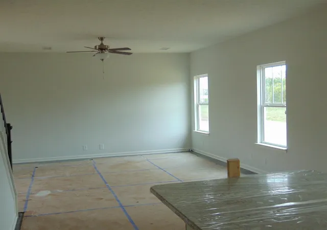 Photo 3 of Single family home for sale at 284 Spring St, La Vergne, TN 37086 | MLS# 3246391 | Listing updated on 2026-08-15