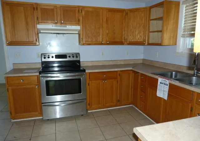 Homes for sale in Tullahoma, TN | 1303 E Lincoln St, Tullahoma, TN 37388 | MLS# 3246405