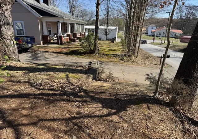 Homes for sale in Charleston, TN | 116 Cass Street Ne, Charleston, TN 37310 | MLS# 3246416