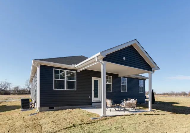 2nd image of 11 Stoneview Dr, Crossville, TN 38571 | MLS# 3246541