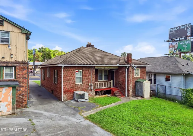 4th image of 3208 E Magnolia Ave, Knoxville, TN 37914 | MLS# 3246540