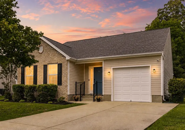 Homes for sale in Springfield, TN | 110 Dimaggio Dr, Springfield, TN 37172 | MLS# 3247157